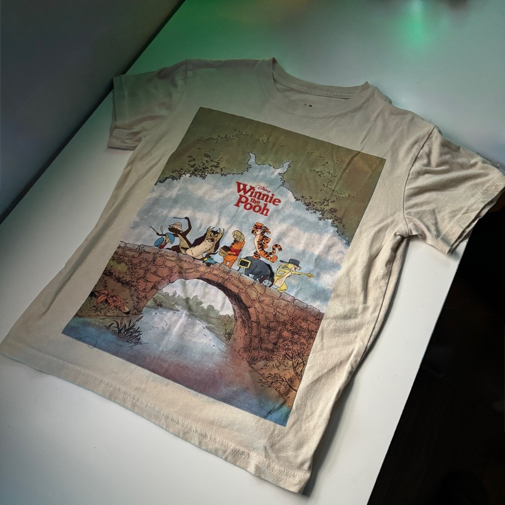VINTAGE WINNIE THE POO SHIRT
